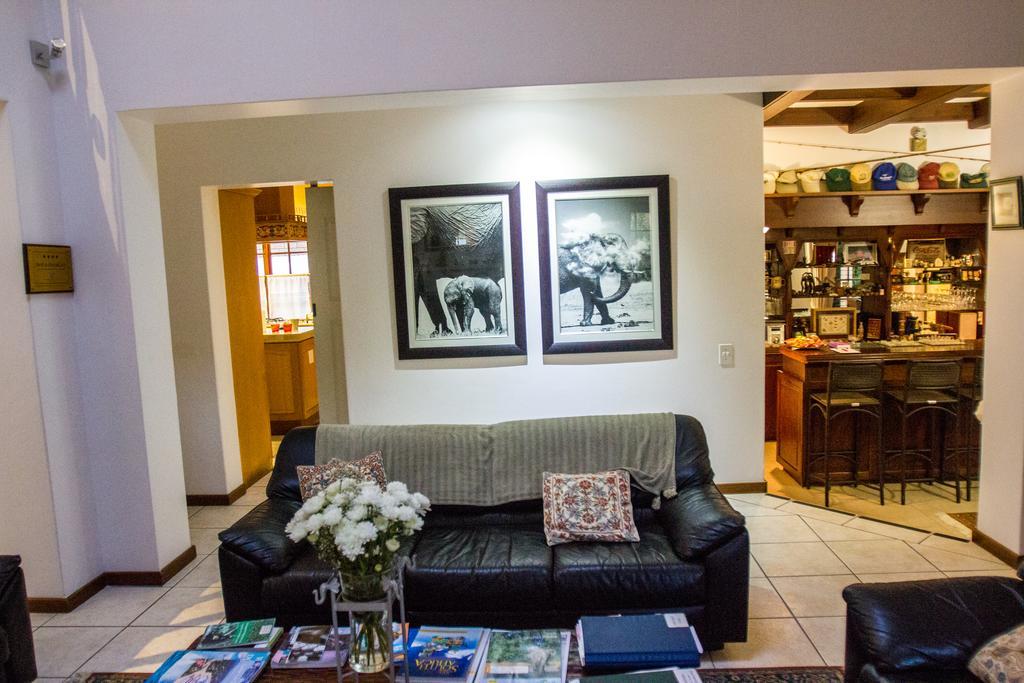 Bayside Lodge Garden Route B&B เพลตเตนเบิร์กเบย์ ภายนอก รูปภาพ