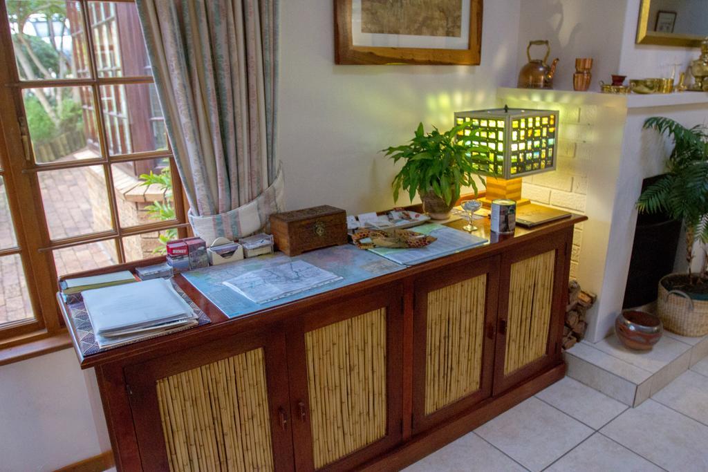 Bayside Lodge Garden Route B&B เพลตเตนเบิร์กเบย์ ภายนอก รูปภาพ