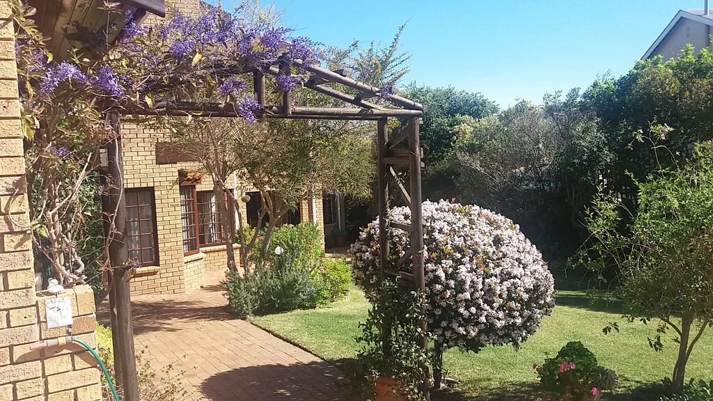 Bayside Lodge Garden Route B&B เพลตเตนเบิร์กเบย์ ภายนอก รูปภาพ