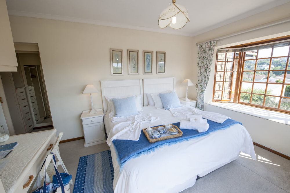 Bayside Lodge Garden Route B&B เพลตเตนเบิร์กเบย์ ภายนอก รูปภาพ