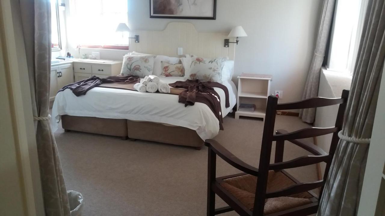 Bayside Lodge Garden Route B&B เพลตเตนเบิร์กเบย์ ภายนอก รูปภาพ
