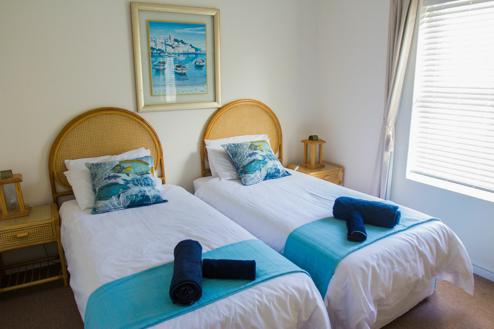 Bayside Lodge Garden Route B&B เพลตเตนเบิร์กเบย์ ภายนอก รูปภาพ